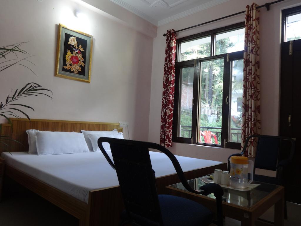 Hotel Kumar Residency ดารัมซาลา ภายนอก รูปภาพ