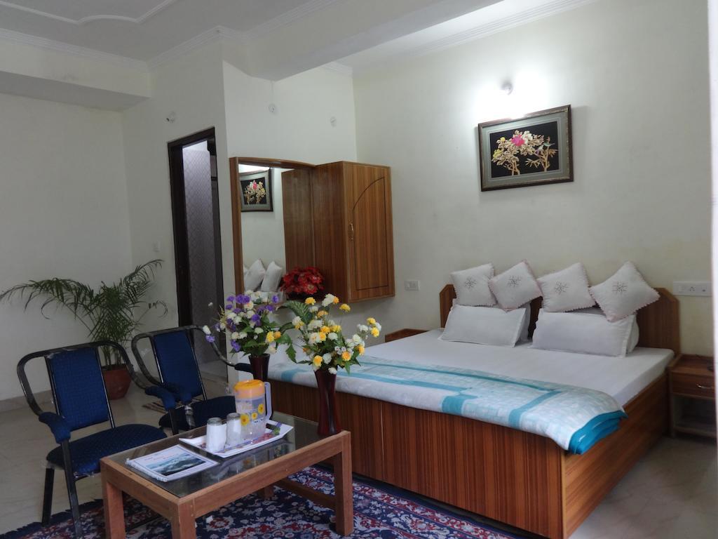 Hotel Kumar Residency ดารัมซาลา ภายนอก รูปภาพ