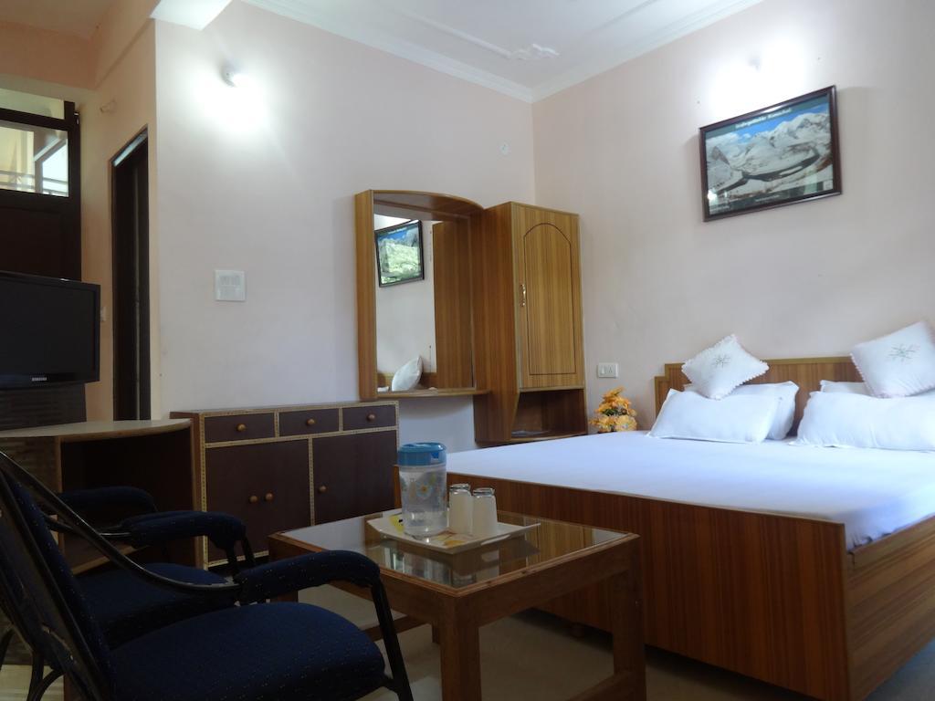 Hotel Kumar Residency ดารัมซาลา ห้อง รูปภาพ