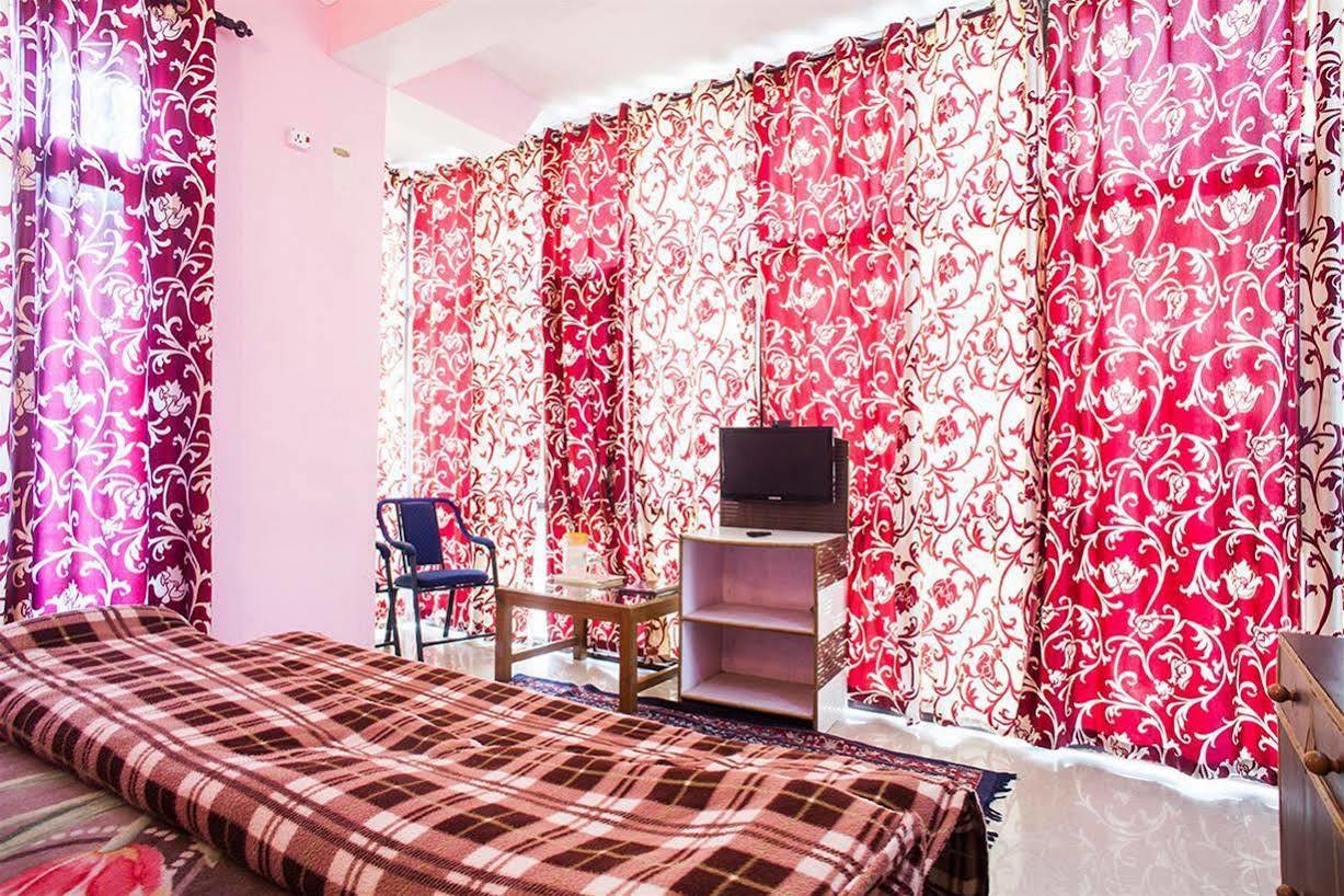 Hotel Kumar Residency ดารัมซาลา ภายนอก รูปภาพ