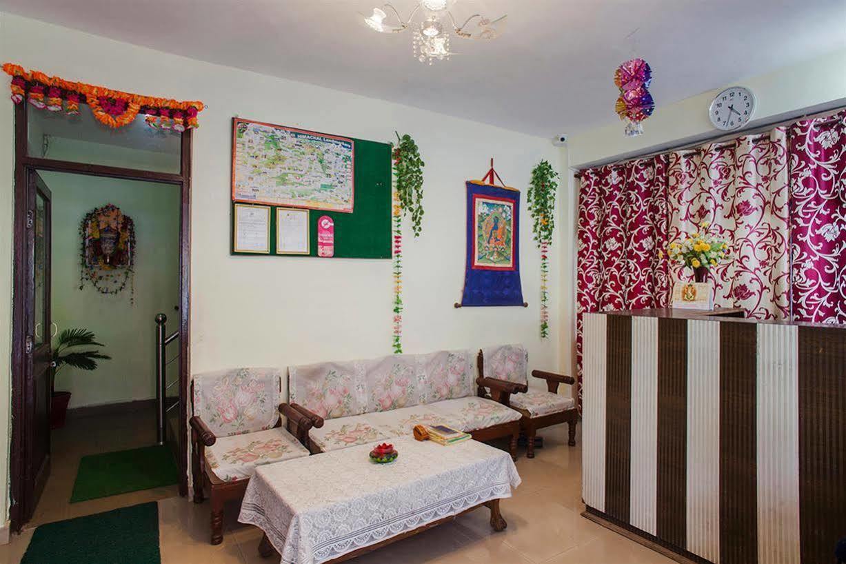 Hotel Kumar Residency ดารัมซาลา ภายนอก รูปภาพ